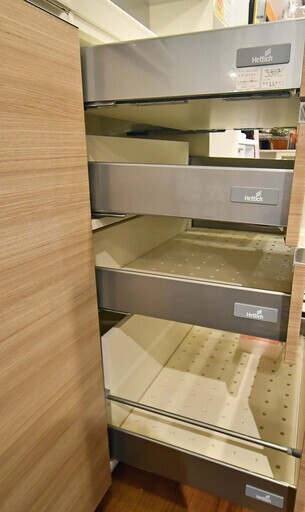 ○近郊格安配送可(^^♪○パモウナ 160cm キッチンボード 中古品 ○近郊格安配送可(^^♪○パモウナ 160cm キッチンボード 中古品