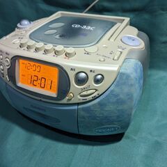 CASIO　CD-33C　　CDとラジオは　OK　　カセットわか...