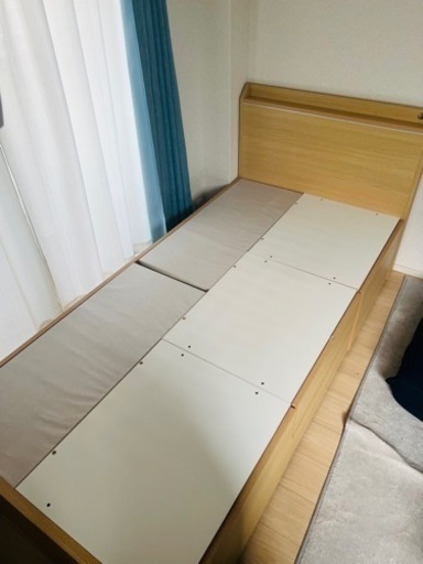 【値下げ可！】4月末まで投稿　ニトリ　大小引き出し収納付きチェストベットフレーム家具 オフィス用家具 机