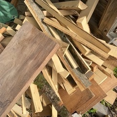 木切れ　端材　解体材　木材
