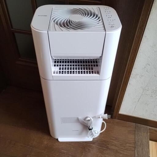 IRIS OHYAMA アイリスオーヤマ◆除湿器 サーキュレーター 衣類乾燥機除湿機 IJD-150-W　（4.20）
