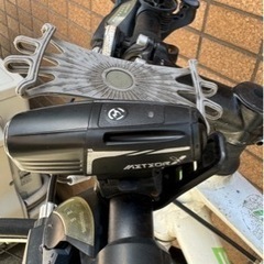 訳あり】クロスバイク+LEDライト+バッグ+サドルロック+スマホホルダー+