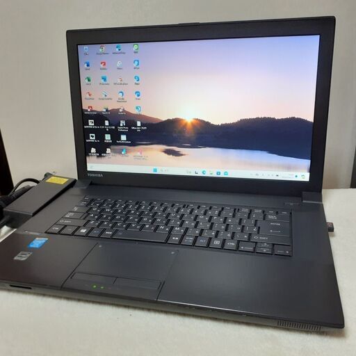【お取引中です】【15インチで見やすく作業が楽】core i5　8GB　 SSD（256）　Wi-Fi　マルチ　Windows11　TOSHIBA　dynabook