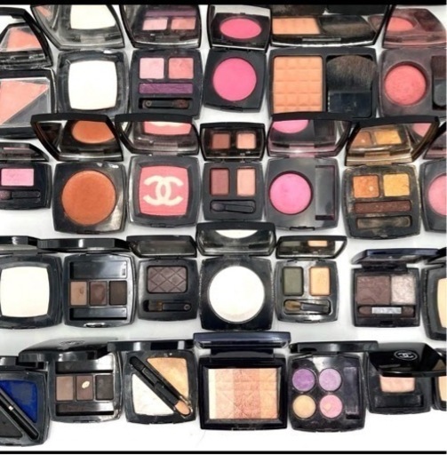 シャネル　ディオール　高級 ブランド CHANEL 化粧品 大量 まとめ売り チーク アイシャドウなど 大量 まとめ売り デパコス コスメ