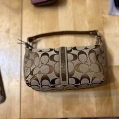 coachカバンとミニポーチセット