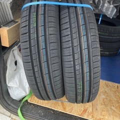 新品タイヤ　175/65R15/84H