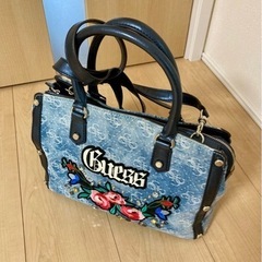 美品　guessハンドバッグ