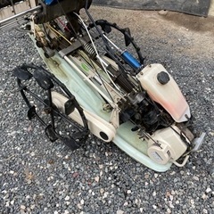 田植え機　イセキ