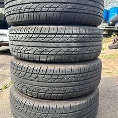 夏タイヤ　185/65R15 タイヤのみ4本セット