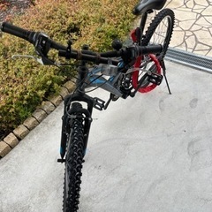 変速機付きマウンテン自転車