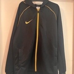 NIKE トラックジャケット　パーカー　メンズM