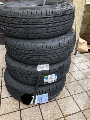 ダンロップのエコタイヤ新品未使用4本セット185/60/15インチ 