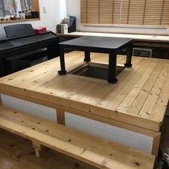 小上がりユニット　腰痛予防　掘りごたつタイプ　2018年製作、中古