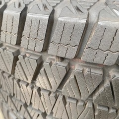 BSスタッドレスタイヤ　車のパーツ タイヤ、ホイール