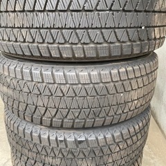 BSスタッドレスタイヤ　車のパーツ タイヤ、ホイール