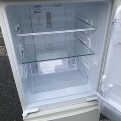 NO１５！！！北九州市内配送無料　保証付き シャープ SHARP SJ-D14B-W [冷蔵庫(137L・つけかえどっちもドア) 2ドア ホワイト系]