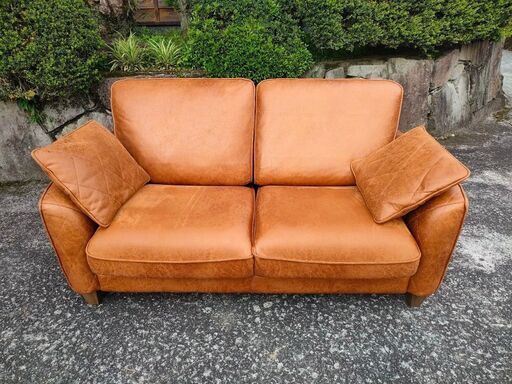RELAXFORM【新素材LEATHERTEX】定価116,500円 ヴィンテージ風  1年5か月使用美品 2Pソファ 新商品☆全国受付 レザーテックス