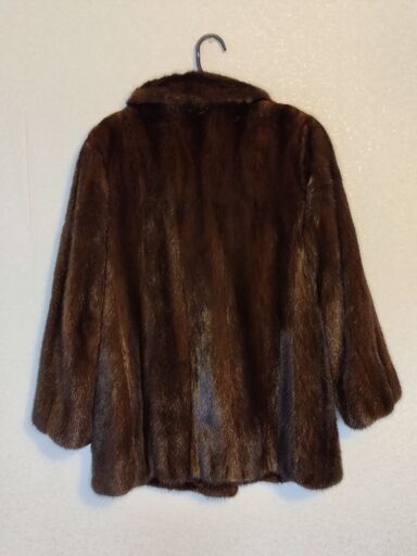 ミンクのハーフコート 最高級毛皮 ミンク ハーフ丈コート リアルファー