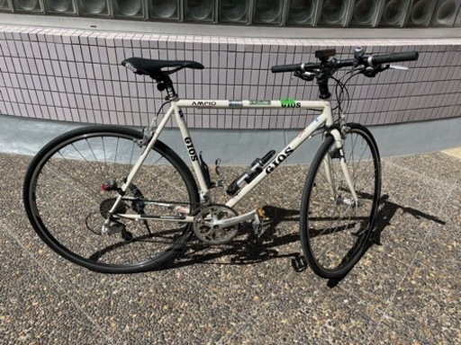 自転車 クロスバイク　ハイエンドモデル　gios ampio