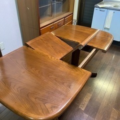 食堂テーブル　伸び縮み