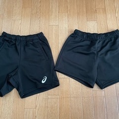 バレーボールハーフパンツ　アシックス　１枚200円