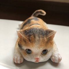 猫の置物(マグネットつき)