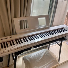 YAMAHA 電子キーボード　ピアノ
