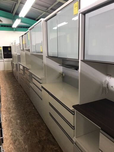 食器棚　レンジボード　キッチンボード　2枚扉　ソフトクローズ　モイス加工　1200㎜　大容量　ファミリータイプ　クリーニング済み　ジャングルジャングル貝塚店　貝塚市　二色浜