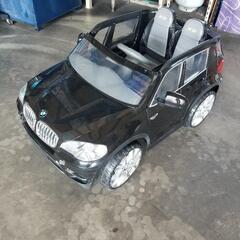 電動カー　BMW X5 おもちゃ