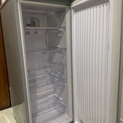 家電 キッチン家電 冷凍庫