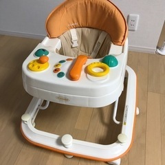 《値下げしました》子供用品 ベビー用品 Combi歩行器