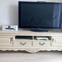 テレビとテレビ台