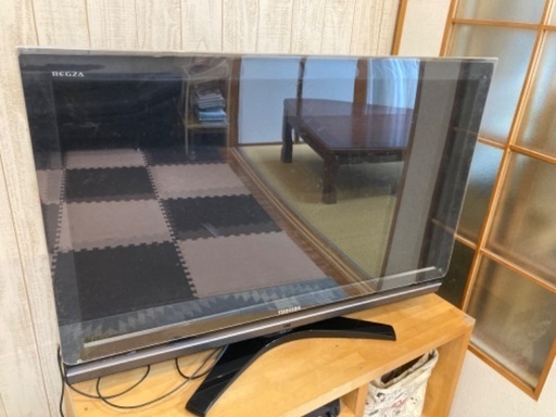東芝 REGZA 37インチ
