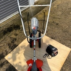 取引中です。充電式草刈り機