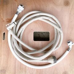 日立✨10キロの洗濯乾燥機がこの値段！！（洗濯10Kg・乾燥5.5Kg）✨BW-DV100B✨2017年製✨動作確認済(保証３ヵ月）・洗浄・除菌済み✨USED品✨サイズ：（約）幅61×奥行63.5×高さ106ｃｍ【こちらは店舗です。浜村鹿野温泉ICから3分 買取本舗 宮本リサイクル 営業時間9～19時 定休日水曜のみ】