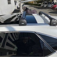 THULE スーリー ベースキャリア ウイングバー＋鍵付フットセット