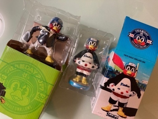 2896 フィギュア　つば九郎　オブジェ　つば九郎　浮輪姿　いつもありがとお父さん