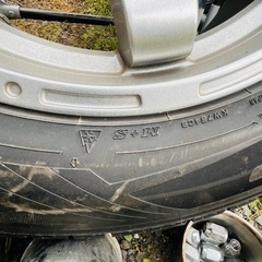 【梅雨特価】　4本セット　タイヤホイール　18インチ　6穴　ランクル　スタッドレス タイヤ、ホイール