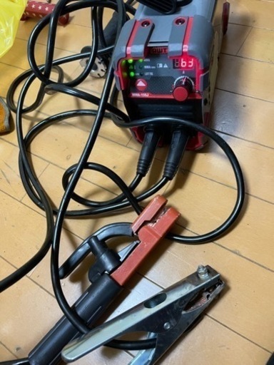 家庭用溶接機　　家庭のコンセントで溶接できます