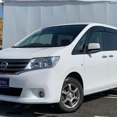 🌟4WD！！人気のミニバン！！この価格で！！🌟日産 セレナ 　２０Ｘ