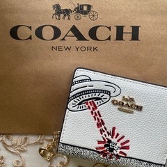 【ネット決済・配送可】COACH/コーチ ディズニーコラボ ２つ...