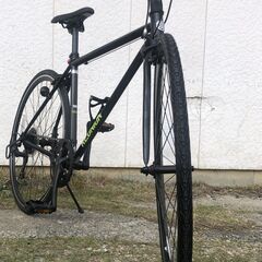 REUNION 8段変速700Cクロスバイク ボトルケージ付き