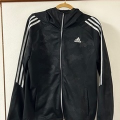 【取引中】美品✨adidas ブルゾン