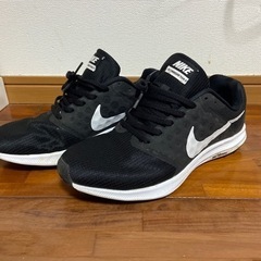 NIKE ランニングシューズ　26.5cm