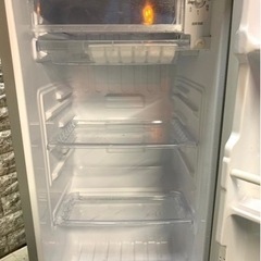 全国送料無料★3か月保障付き★冷蔵庫★2022年★アクア★AQR-8K★R-831