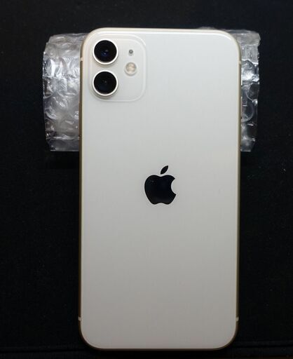 最新 iPhone11 ホワイト 状態良 Amazon | 【整備済み品】 Apple iPhone