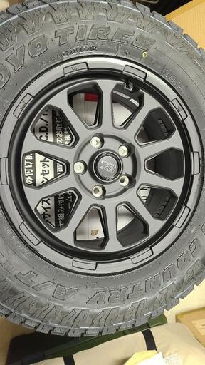 車のパーツ タイヤ、ホイール