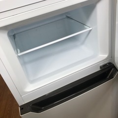 安心の6ヶ月保証付！！Hisense 2ドア冷蔵庫　売ります！取りに来れる方限定！