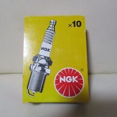 新品　NGK　プラグセット　