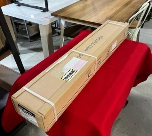 ☆未使用品!!☆ サンワサプライ プロジェクタースクリーン 40型相当 三脚式 PRS-S40
